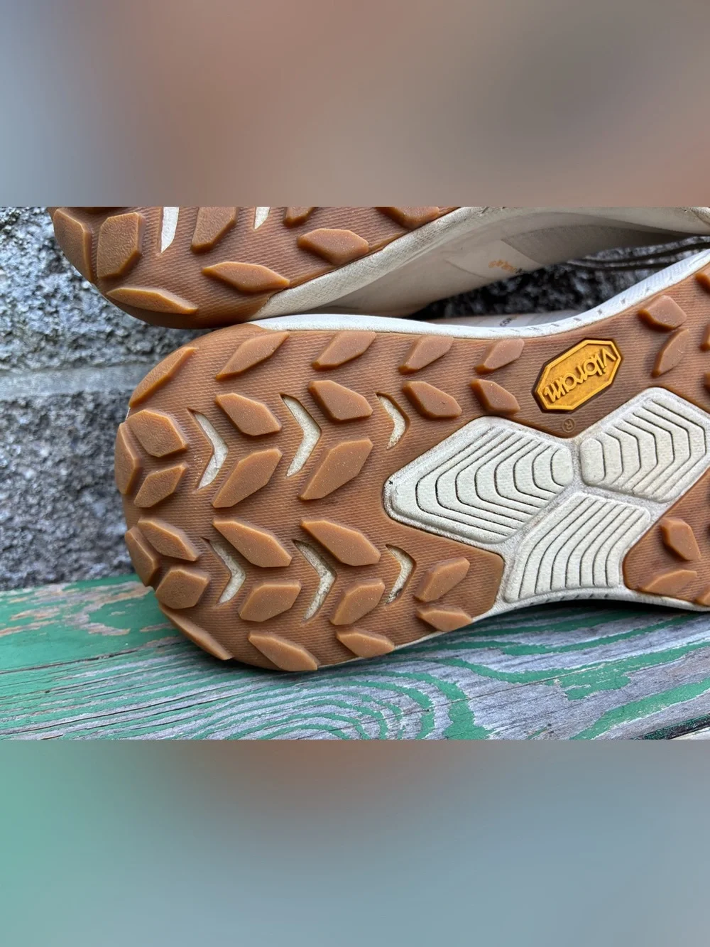 HOKA Womens Transport Running Walking Shoes Sneakers Eggnog Sz 10 B Vibram